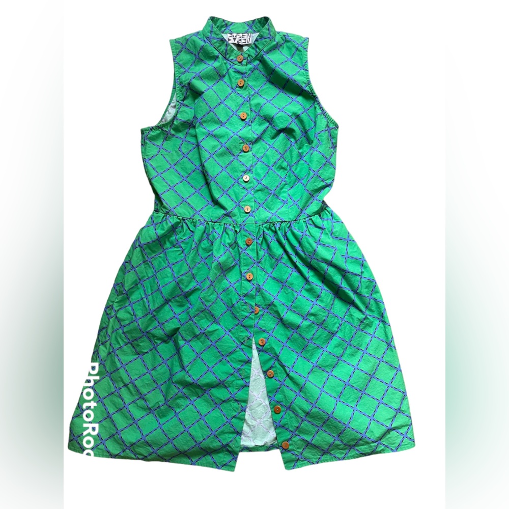 DUSEN DUSEN-NO LONGER IN PRODUCTION- SIZE 6 DRESS